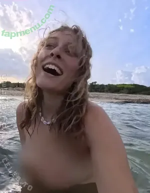 Sabrina Outdoor / sabrinaoutdoor nude photo #0252