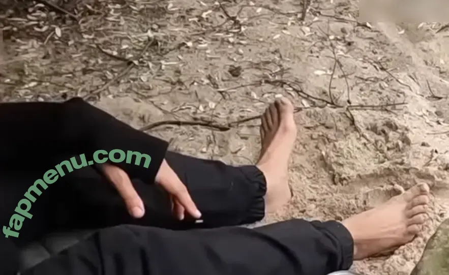 Sabrina Outdoor nude photo #0168 (sabrinaoutdoor)