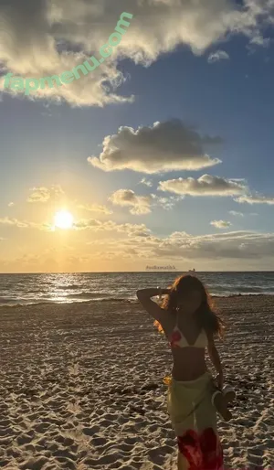 Sabrina Pezeshkian / sabababaroo / sabadabadoodle nude photo #0635