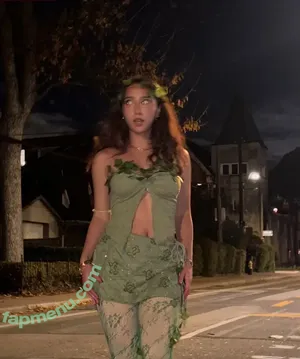 Sabrina Pezeshkian / sabababaroo / sabadabadoodle nude photo #0671