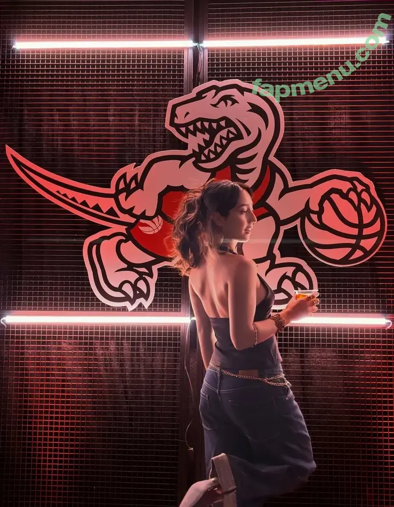 Sabrina Pezeshkian nude photo #0692 (sabababaroo / sabadabadoodle)