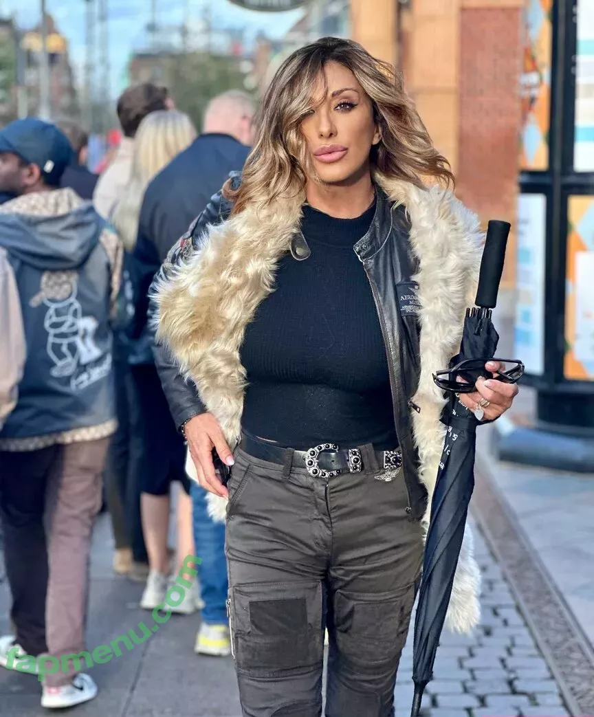 Sabrina Salerno nude photo #2232 (sabrinasalernofficial)