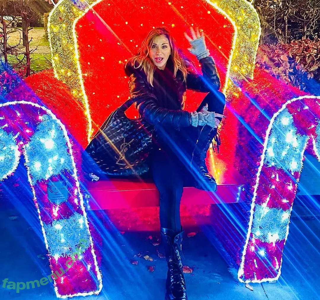 Sabrina Salerno nude photo #2299 (sabrinasalernofficial)