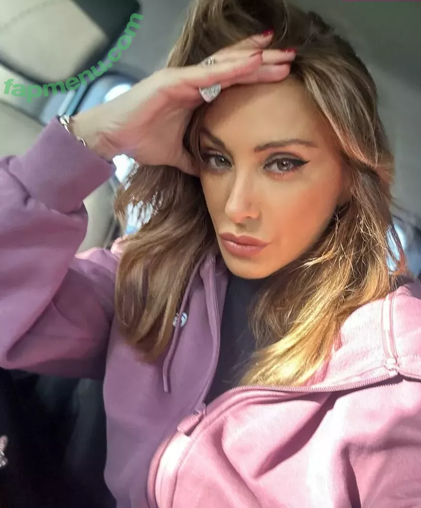 Sabrina Salerno nude photo #2415 (sabrinasalernofficial)