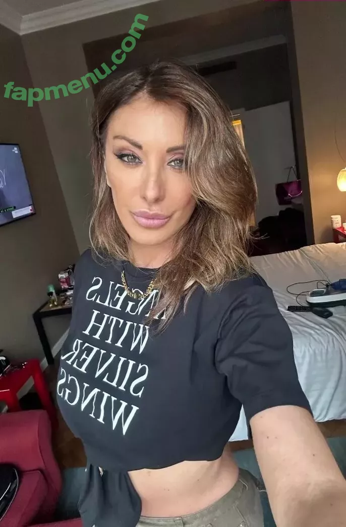 Sabrina Salerno nude photo #2461 (sabrinasalernofficial)