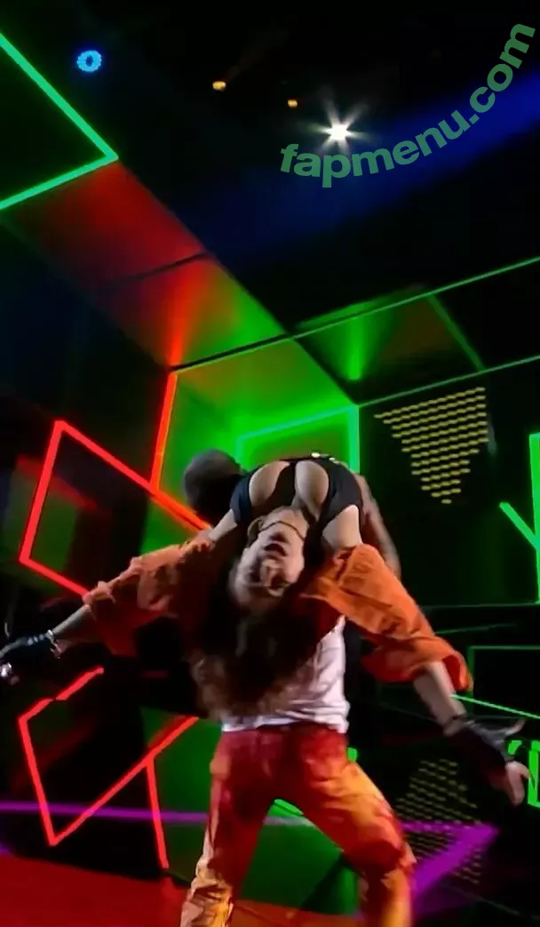 Sabrina Salerno nude photo #2482 (sabrinasalernofficial)