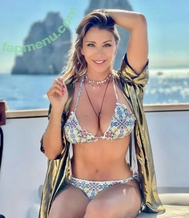 Sabrina Salerno nude photo #3223 (sabrinasalernofficial)