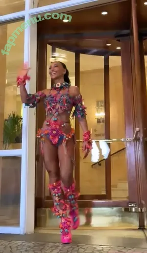 Sabrina Sato / sabrinasato nude photo #1153