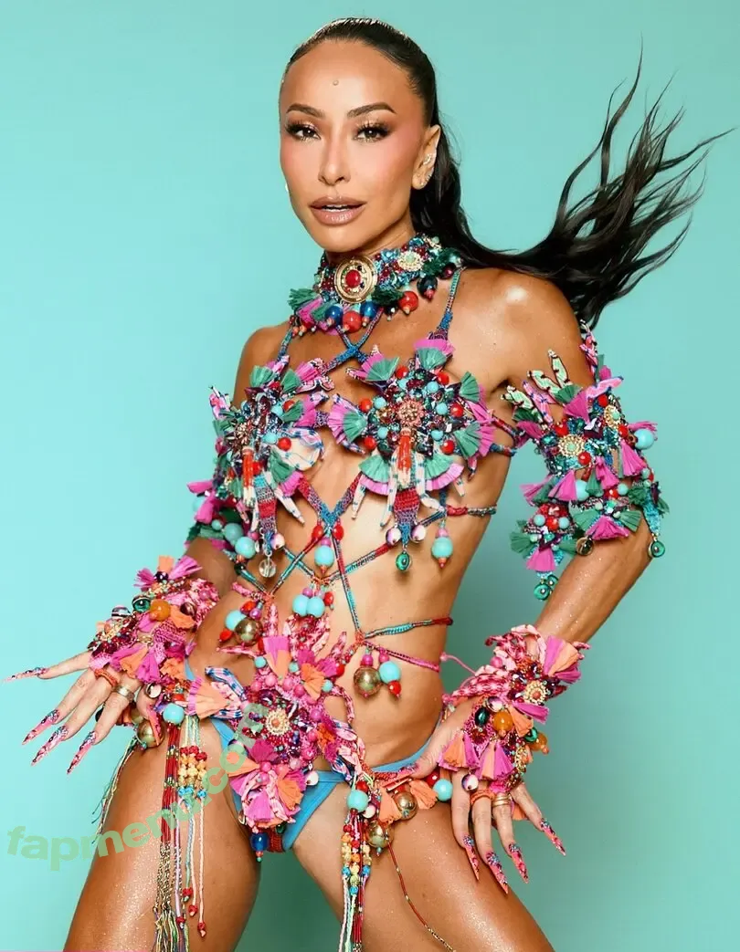 Sabrina Sato nude photo #1131 (sabrinasato)