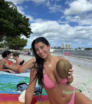 Sabrinavvega / Sasamfvega nude photo #0013