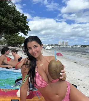 Sabrinavvega / Sasamfvega nude photo #0014