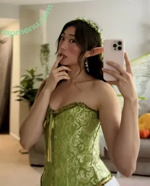 sabsgentleaura / auranextdoor / mrshikesalot / user nude photo #0042