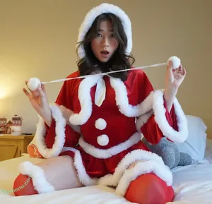 sabsgentleaura / auranextdoor / mrshikesalot / user nude photo #0202