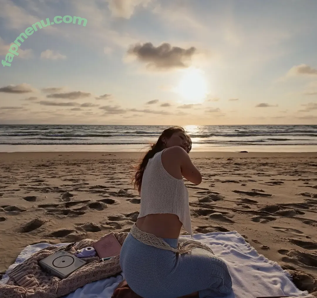 sabsgentleaura nude photo #0027 (auranextdoor / mrshikesalot / user)