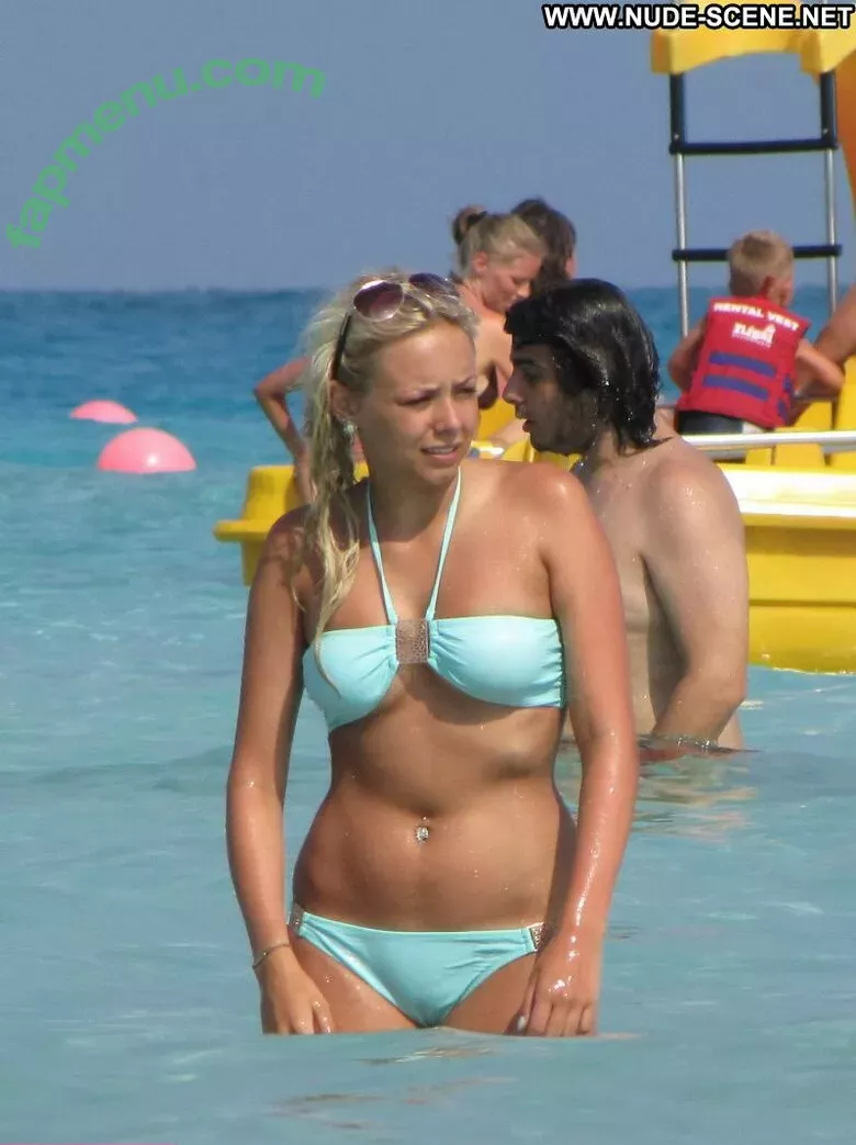 Sacha Parkinson nude photo #0049 (sachalparkinson)