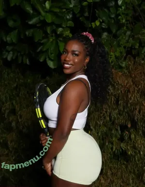 Sachia Vickery / sachiavick nude photo #0006