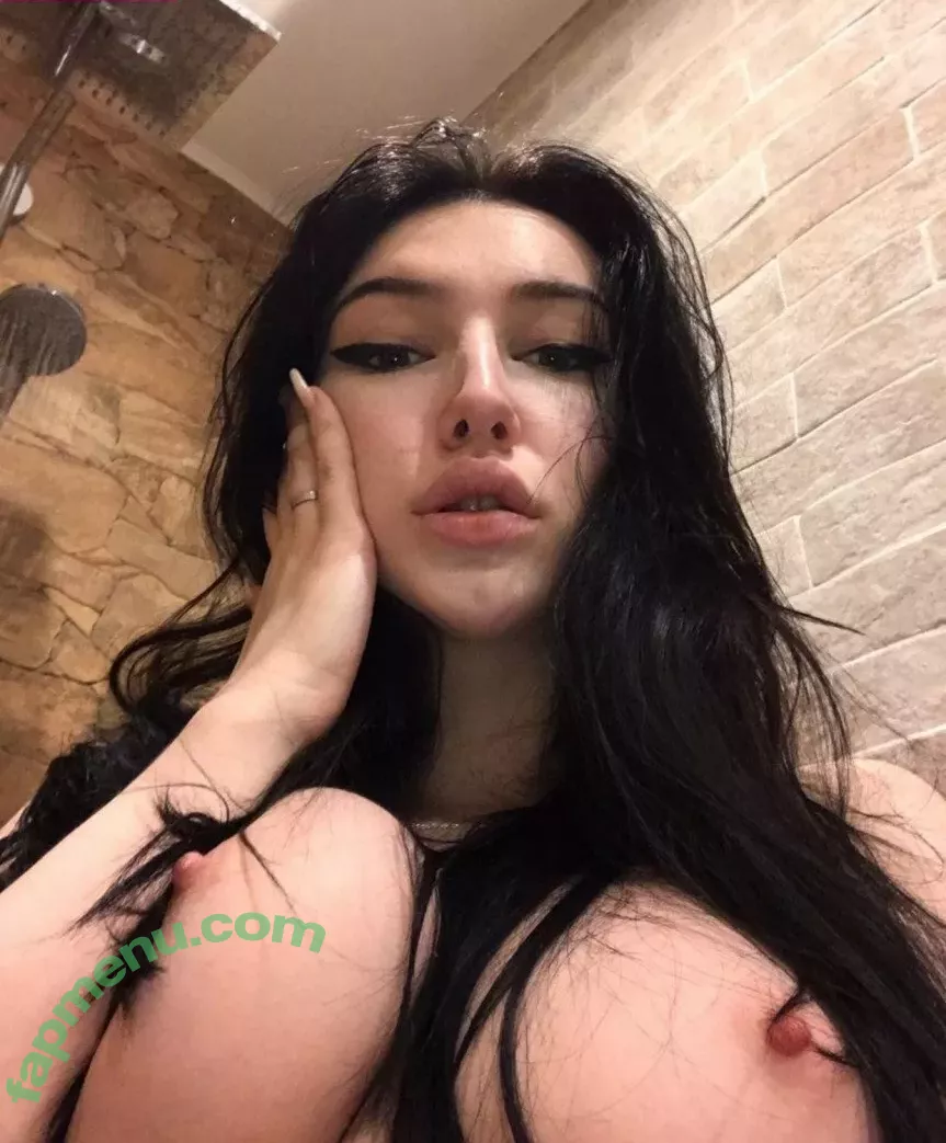 SadAndWet nude photo #0065 (SadAndWet)