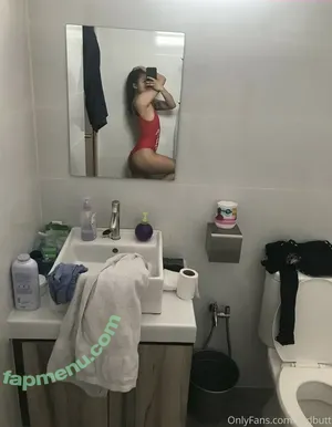 Sadbutt nude photo #0043