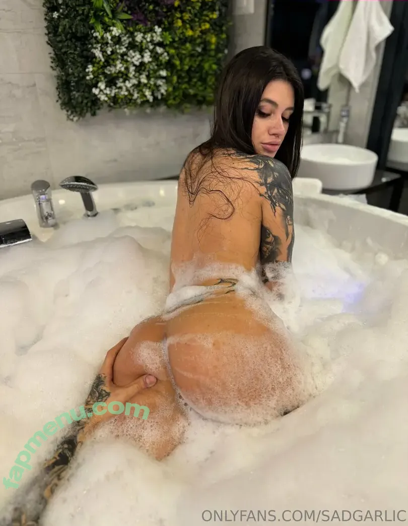 sadgarlic nude photo #0009 (sadgarlic)