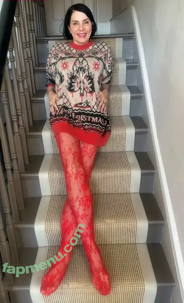 Sadie Frost nude photo #0081 (sadielizafrost)