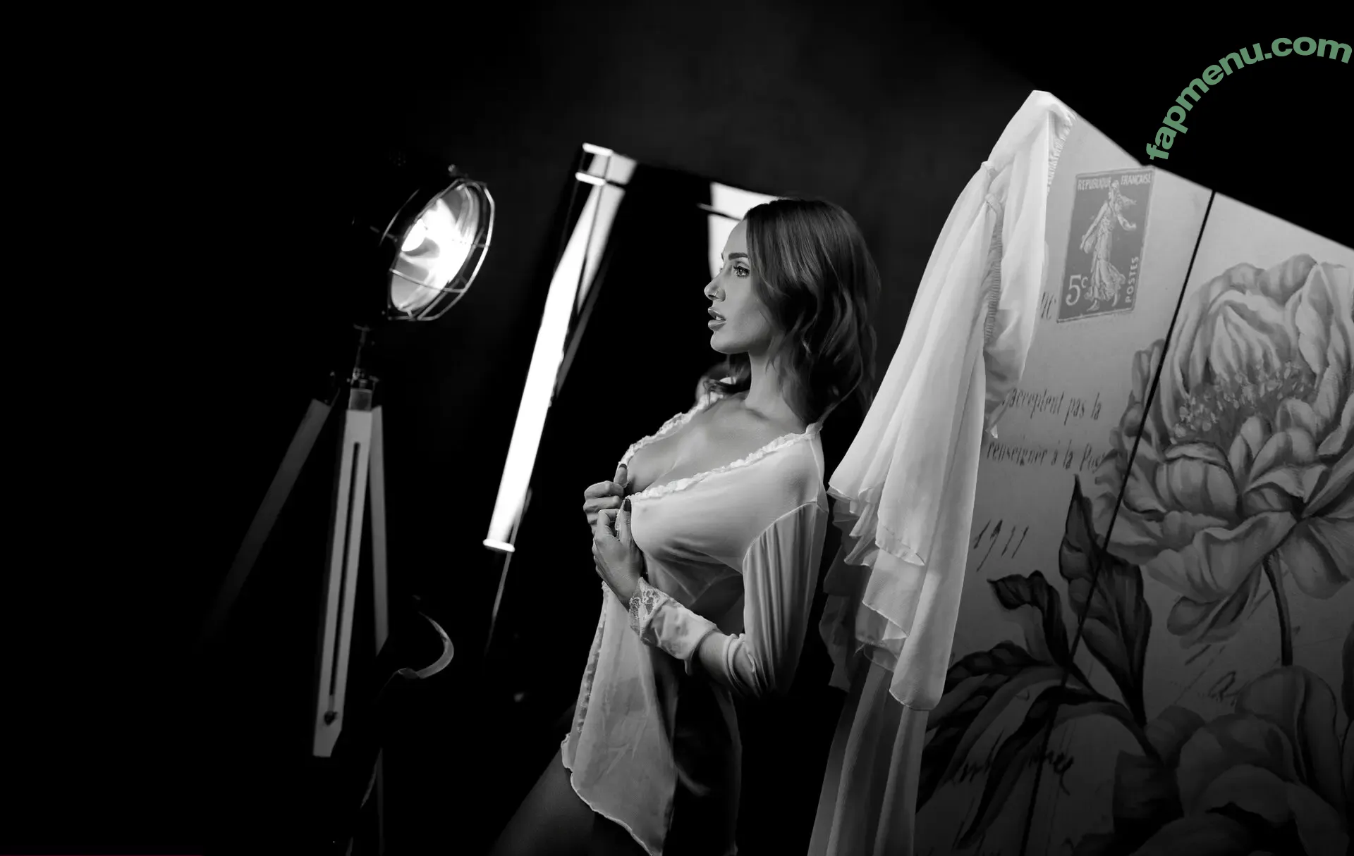 Sadie Gray nude photo #0117 (sadiegray___ / sadiegrayheart)