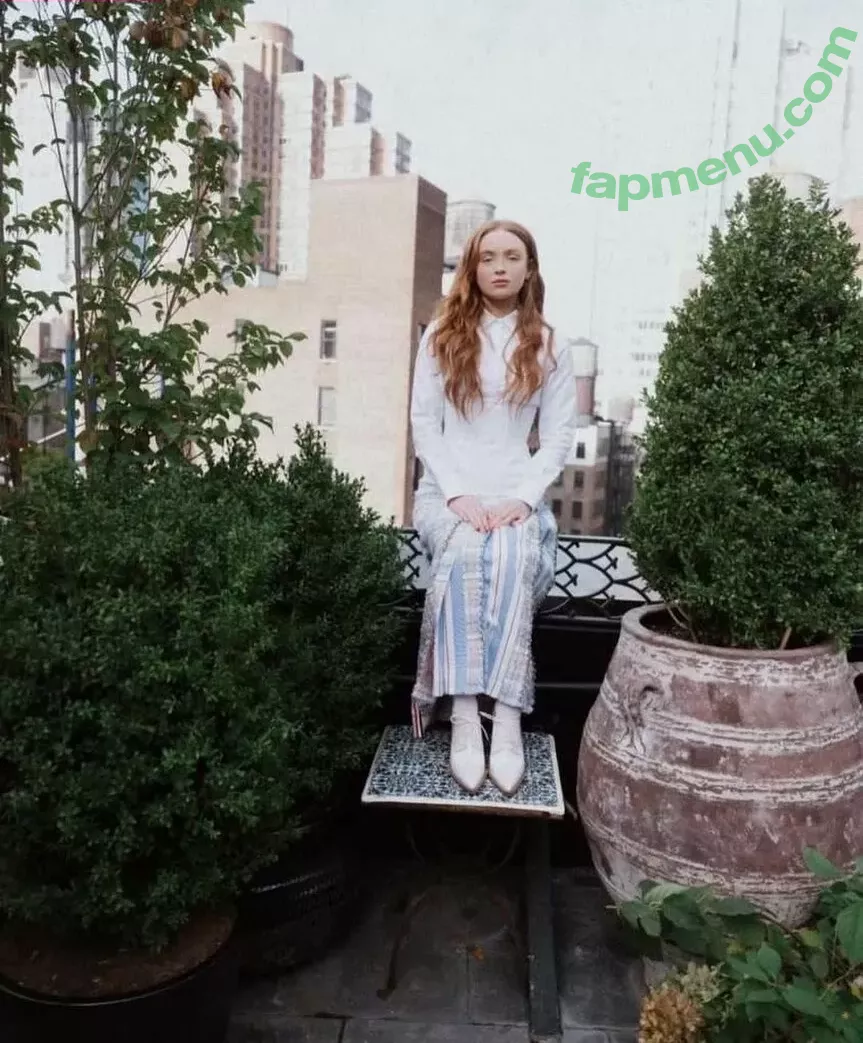 Sadie Sink nude photo #0312 (sadiesink / sadiesink_)