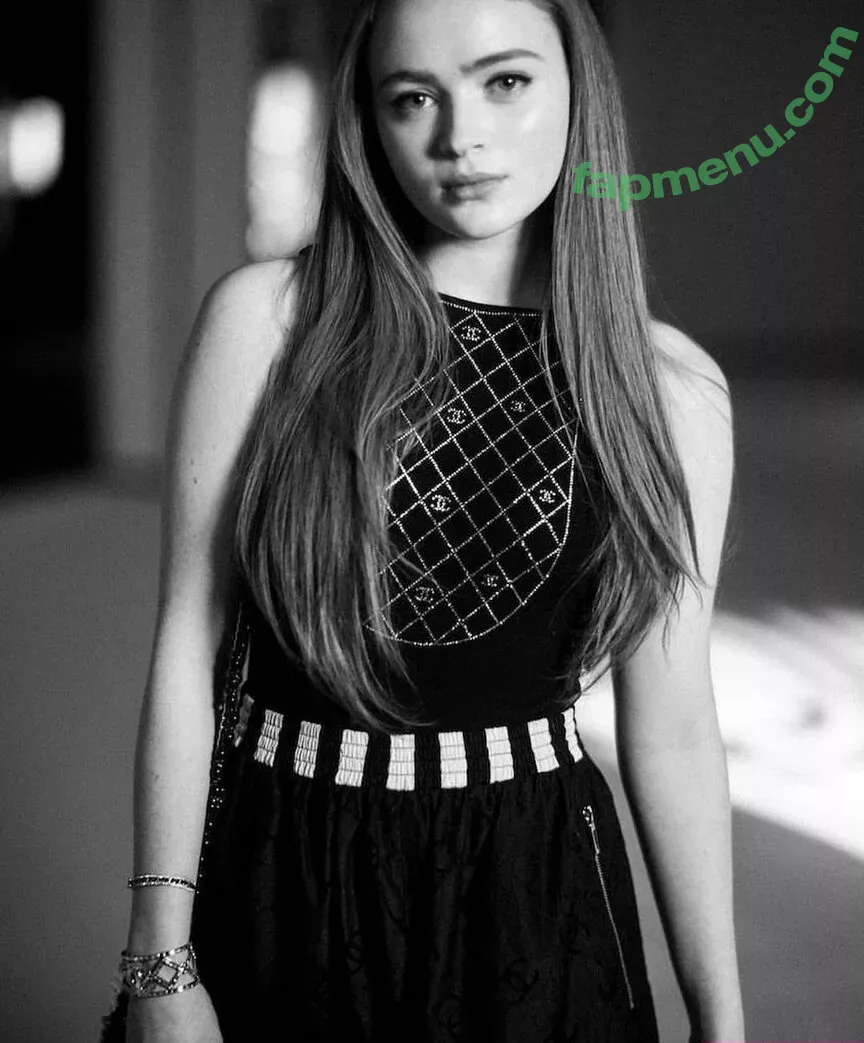 Sadie Sink nude photo #0326 (sadiesink / sadiesink_)