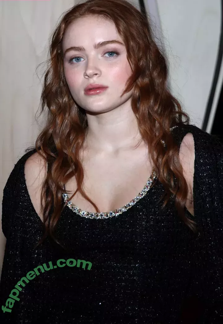 Sadie Sink nude photo #0397 (sadiesink / sadiesink_)