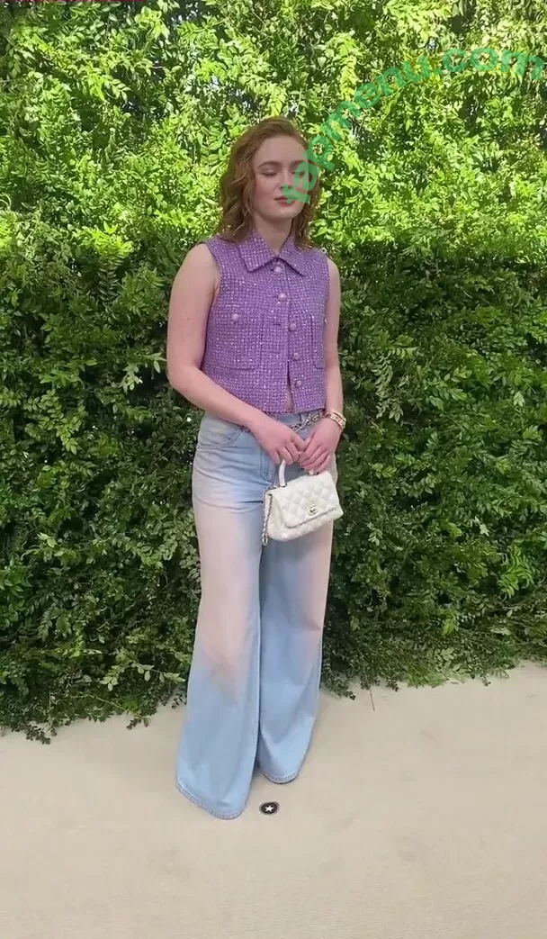 Sadie Sink nude photo #0740 (sadiesink / sadiesink_)