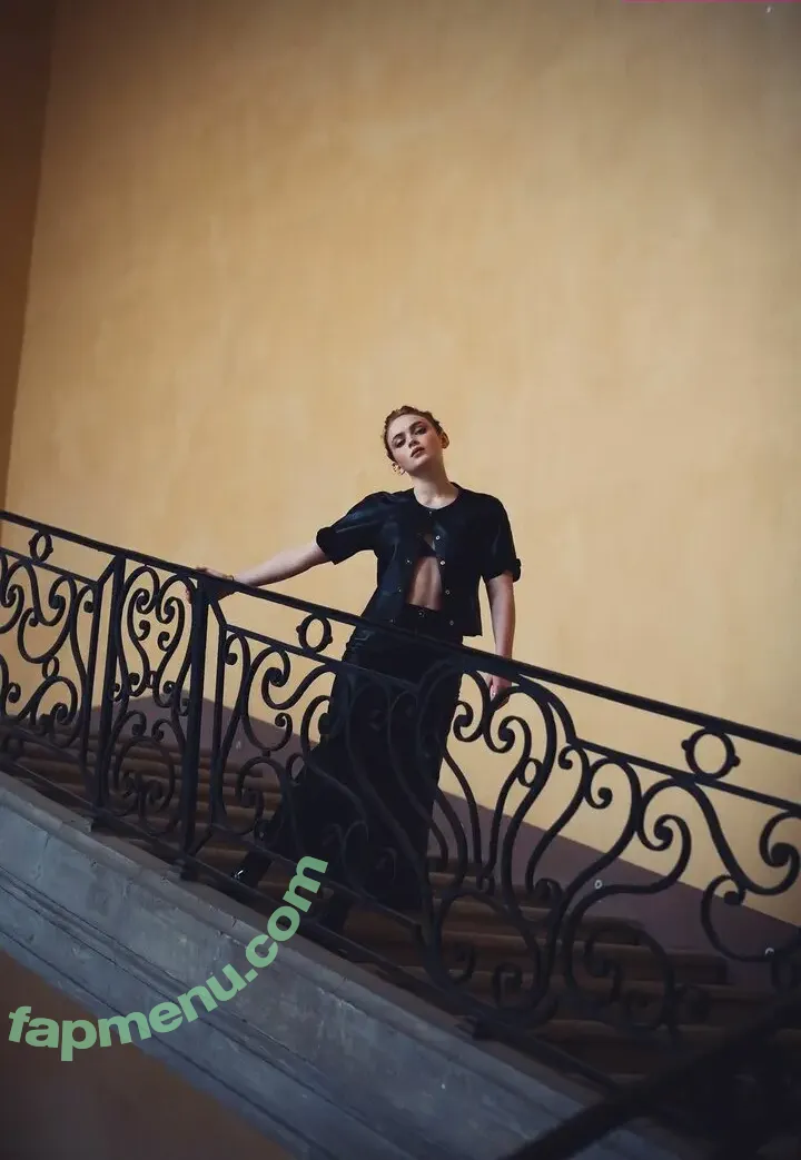 Sadie Sink nude photo #0970 (sadiesink / sadiesink_ / sadiesinkofficial)