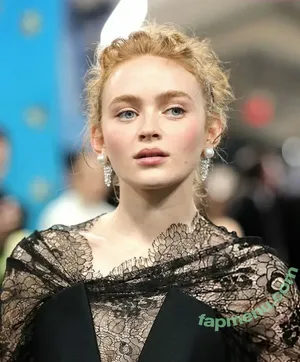 Sadie Sink / sadiesink / sadiesink_ nude photo #1540