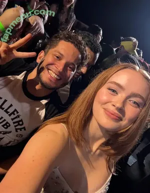 Sadie Sink / SadieSink / sadiesink_ nude photo #1874