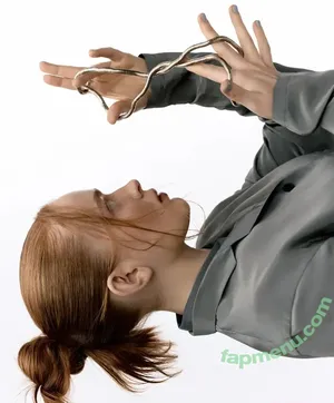 Sadie Sink / sadiesink / sadiesink_ / sadiesinkofficial nude photo #1940