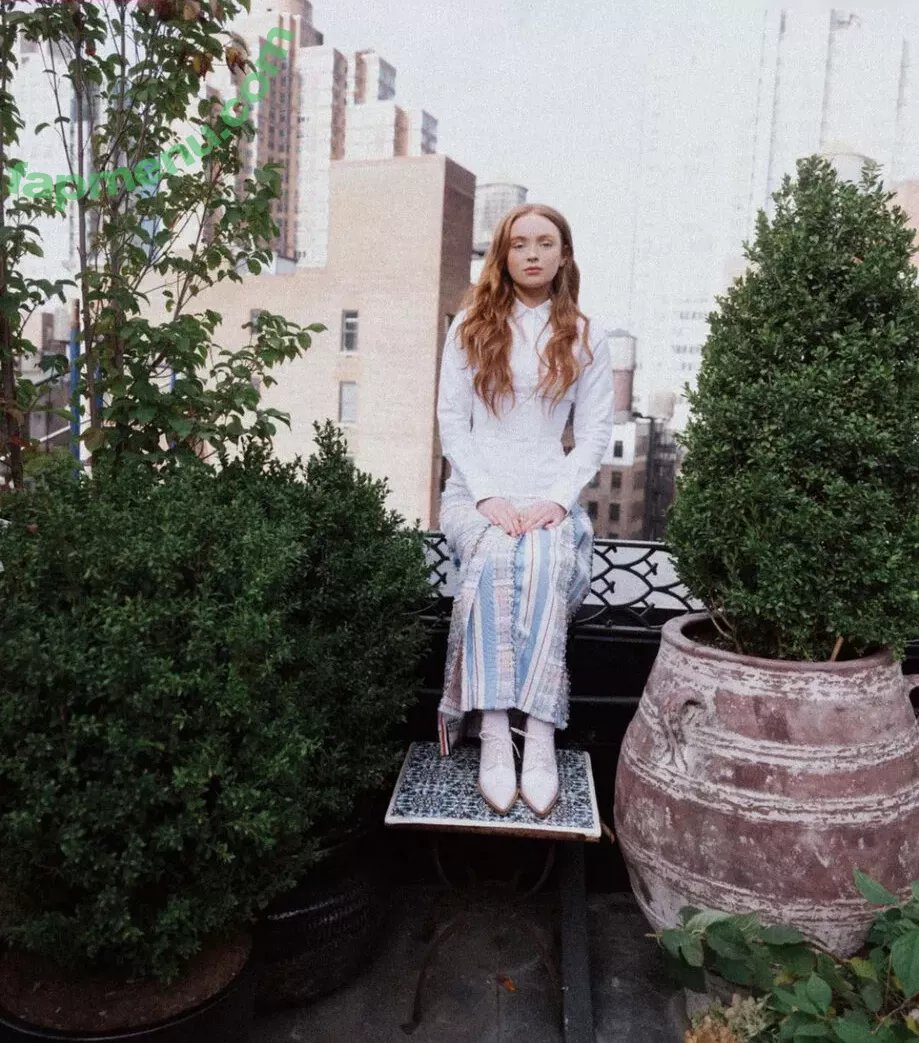 Sadie Sink nude photo #1006 (sadiesink / sadiesink_)