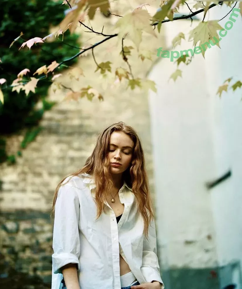 Sadie Sink nude photo #1017 (sadiesink / sadiesink_)