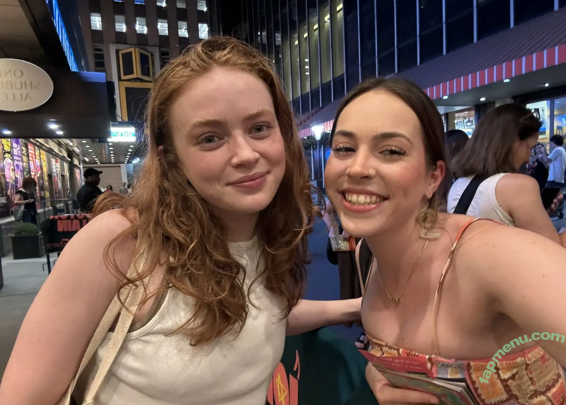 Sadie Sink nude photo #1626 (sadiesink / sadiesink_)