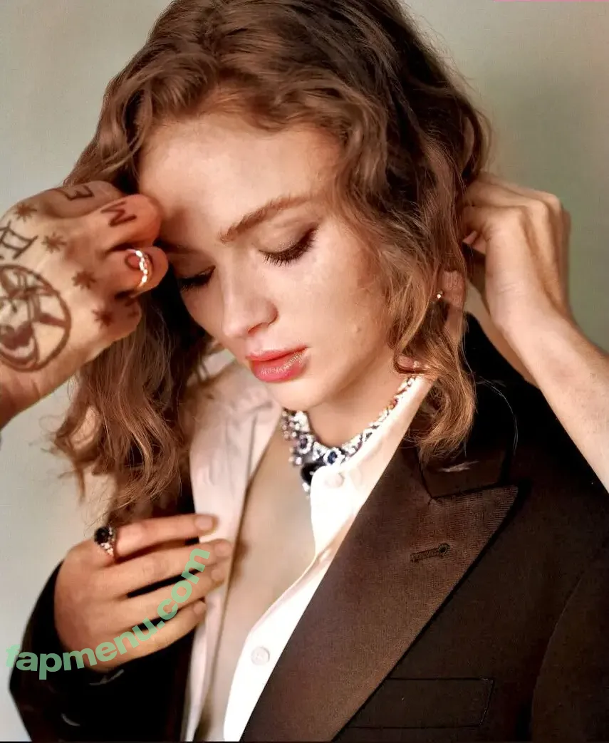 Sadie Sink nude photo #1690 (sadiesink / sadiesink_)
