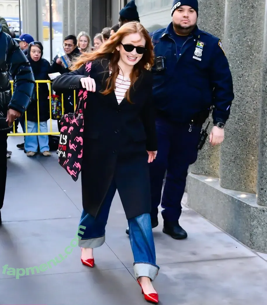 Sadie Sink nude photo #2170 (sadiesink / sadiesink_ / sadiesinkofficial)