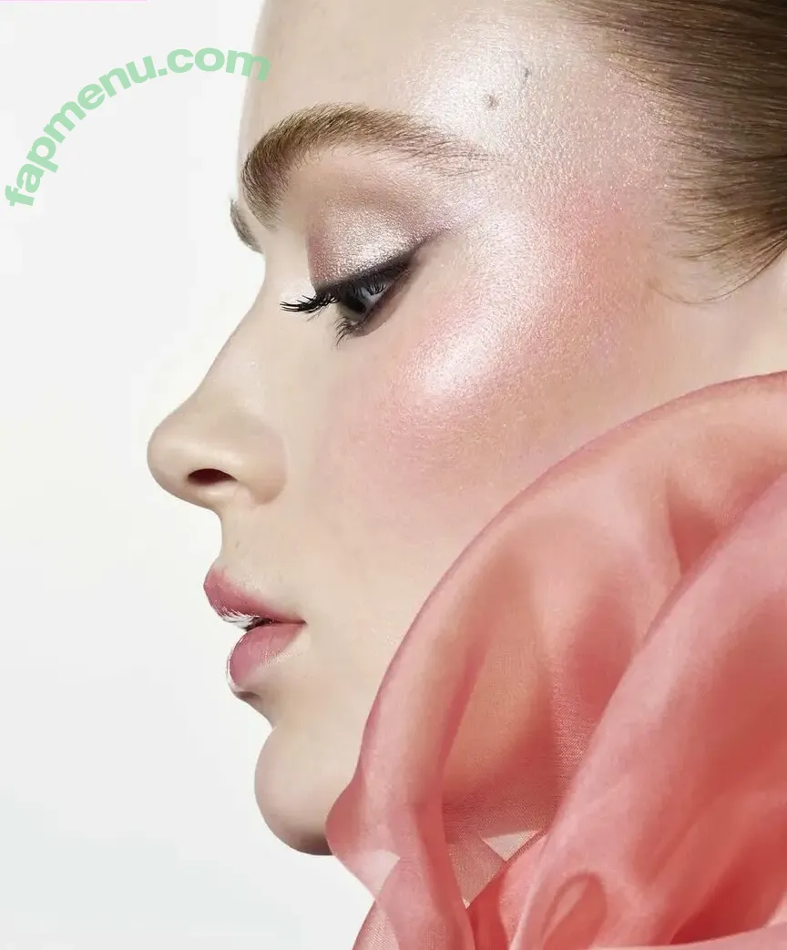 Sadie Sink nude photo #2249 (sadiesink / sadiesink_ / sadiesinkofficial)