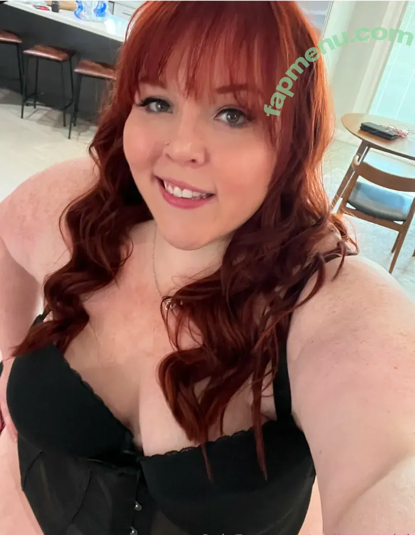 sadie_special nude photo #0003 (therealsadiesummers)