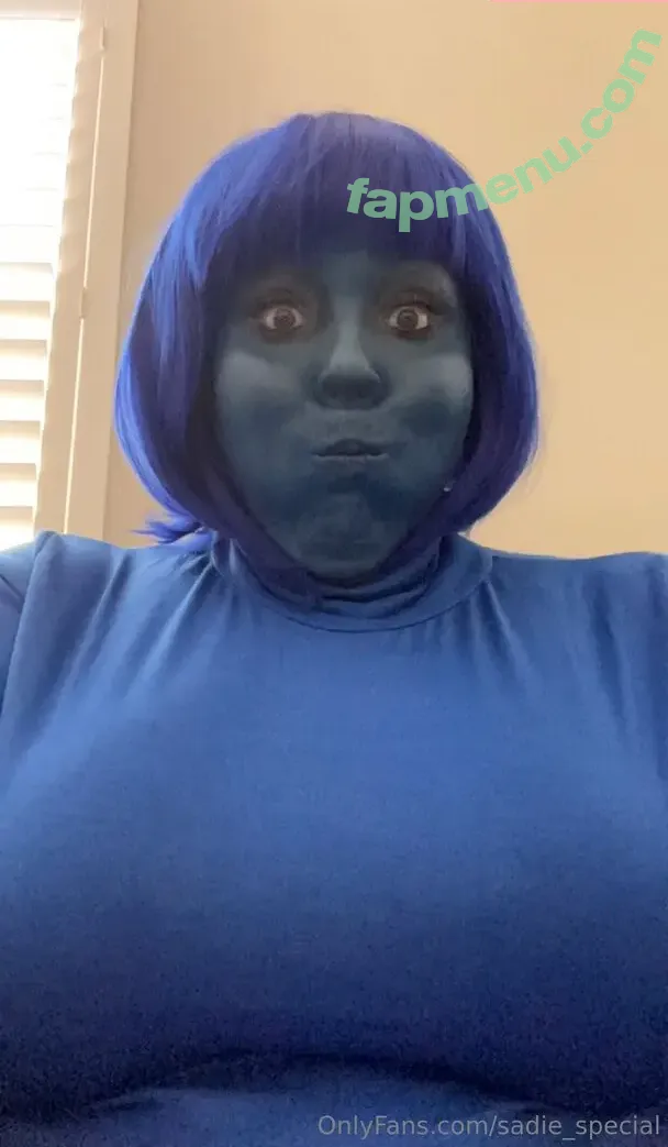 sadie_special nude photo #0048 (therealsadiesummers)