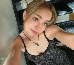 Sadie Stanley / sadieastanley nude photo #0055