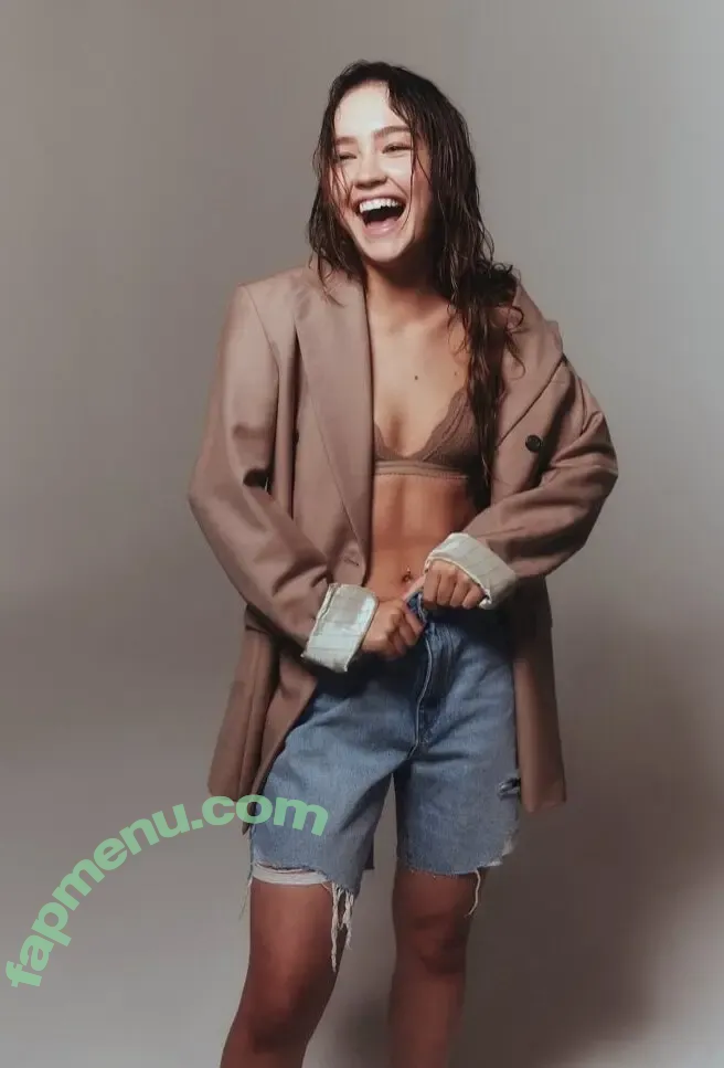 Sadie Stanley nude photo #0032 (sadieastanley)