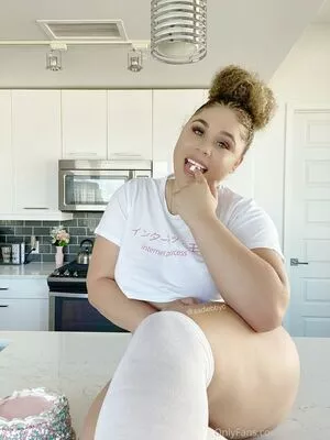 Sadiebbyc / coreankayy nude photo #0016