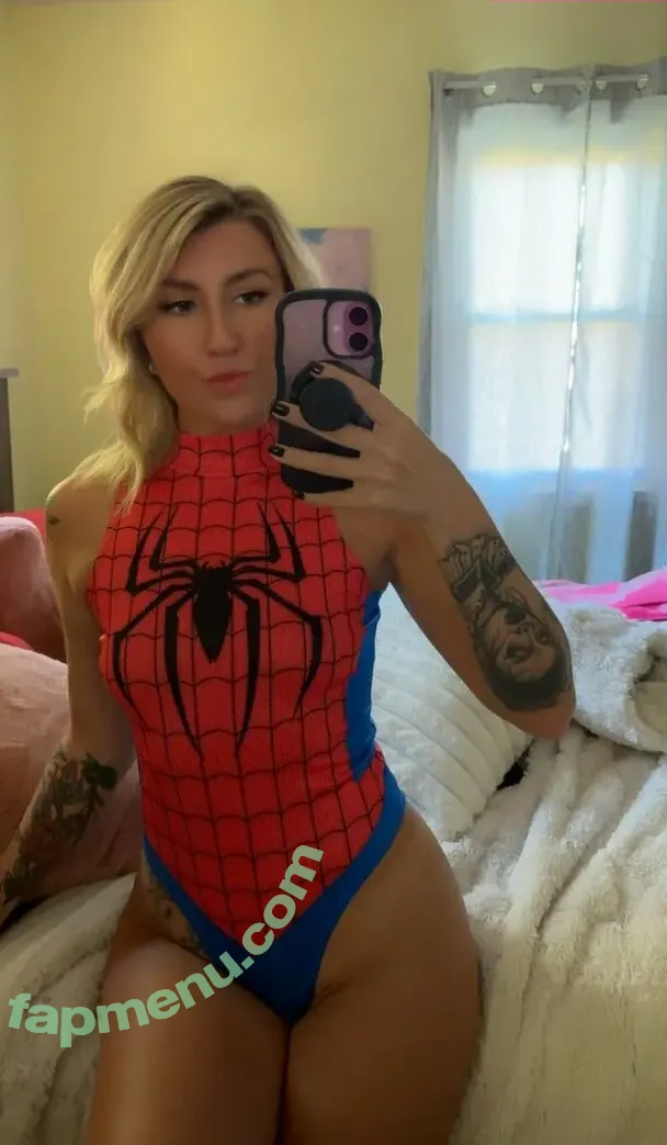 sadieshinigami nude photo #0004 (Toxic Barbie / sadiegemini)