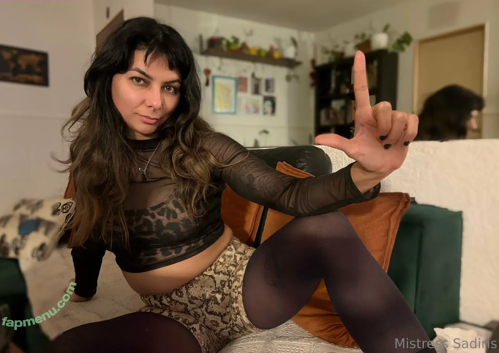 sadirisdomme nude photo #0002 (sadirisdomme)