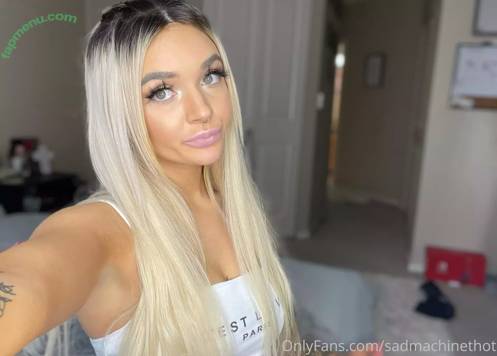 sadmachinethot nude photo #0024 (sad.machines)
