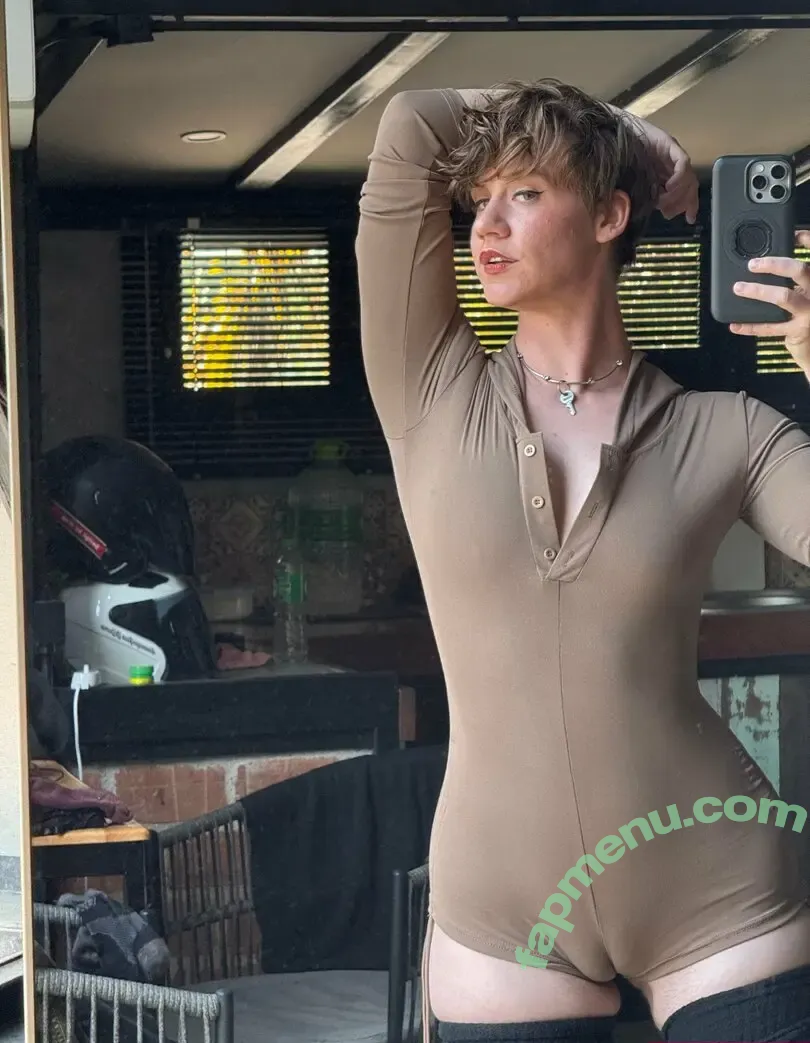 safeinsurrender nude photo #0063 (safe.in.surrender)