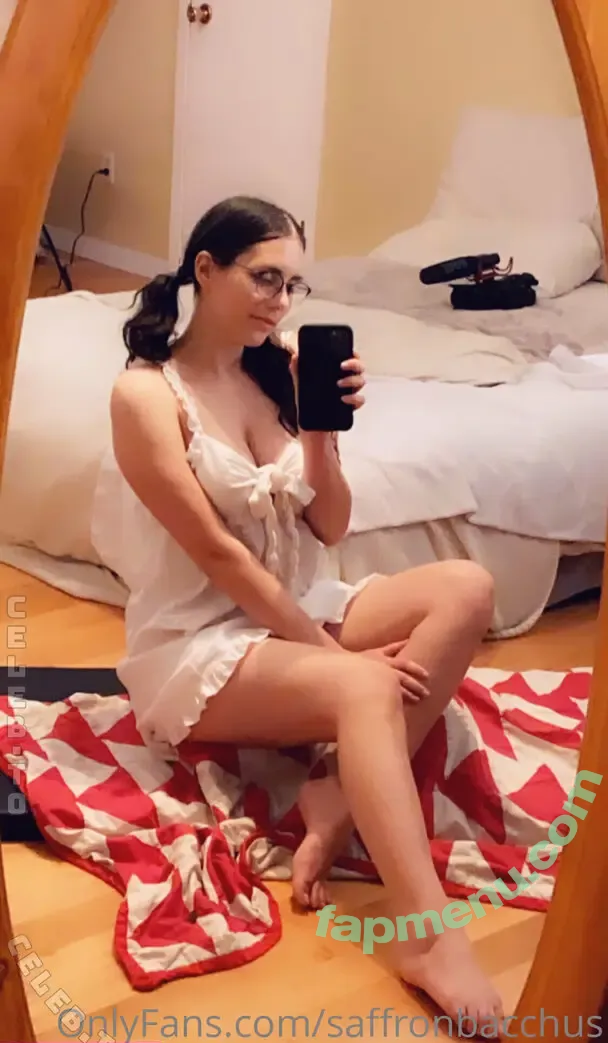 Saffron Bacchus nude photo #0382 (EudaimoniaFarm / SexyMissSaffron / invite / saffron.bacchus / saffronbacchus / sexy_saffron)