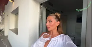 Saffron Barker / SaffronBarker / thegoddesssaffron nude photo #0415